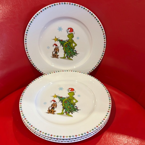 Dr. Seuss Dining New The Grinch Salad Plates Poshmark